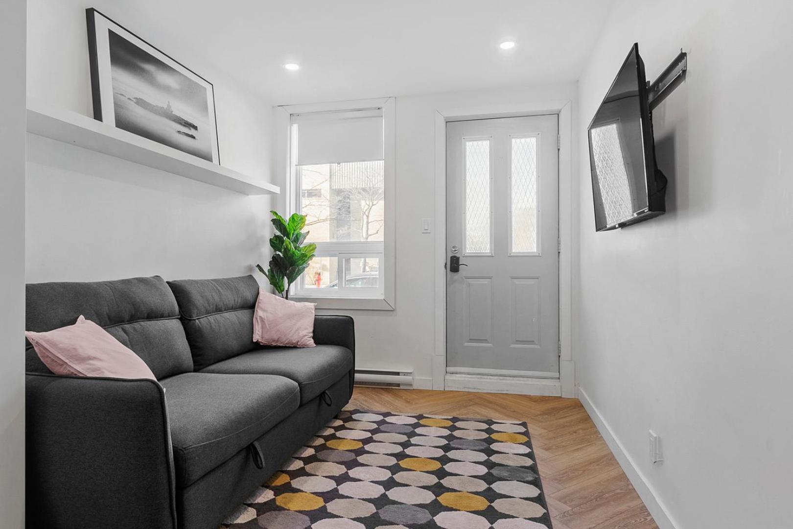 Newly Renovated 2cc A Limoilou Pour 6 Personnes Quebec City